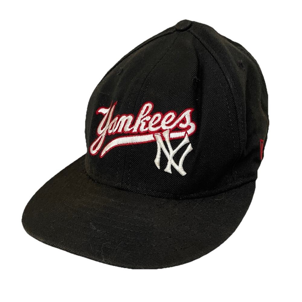 VTG New York Yankees MLB Black New Era Cooperstown Collection Baseball Hat 7 3/4